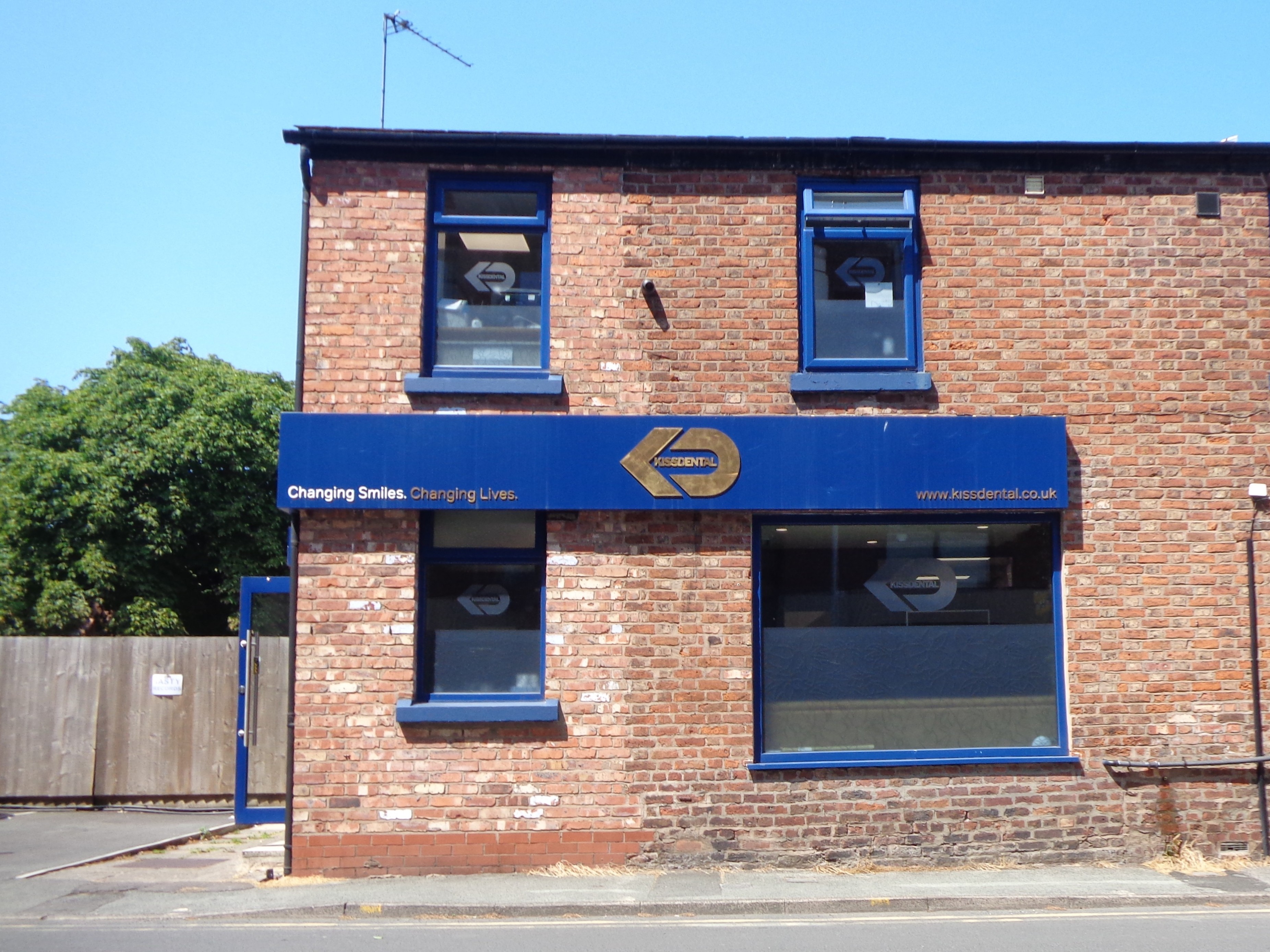 KissDental Altrincham photo 3